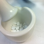 Метод тестирования с целью идентификации поддельных анаболических стероидов в таблетках